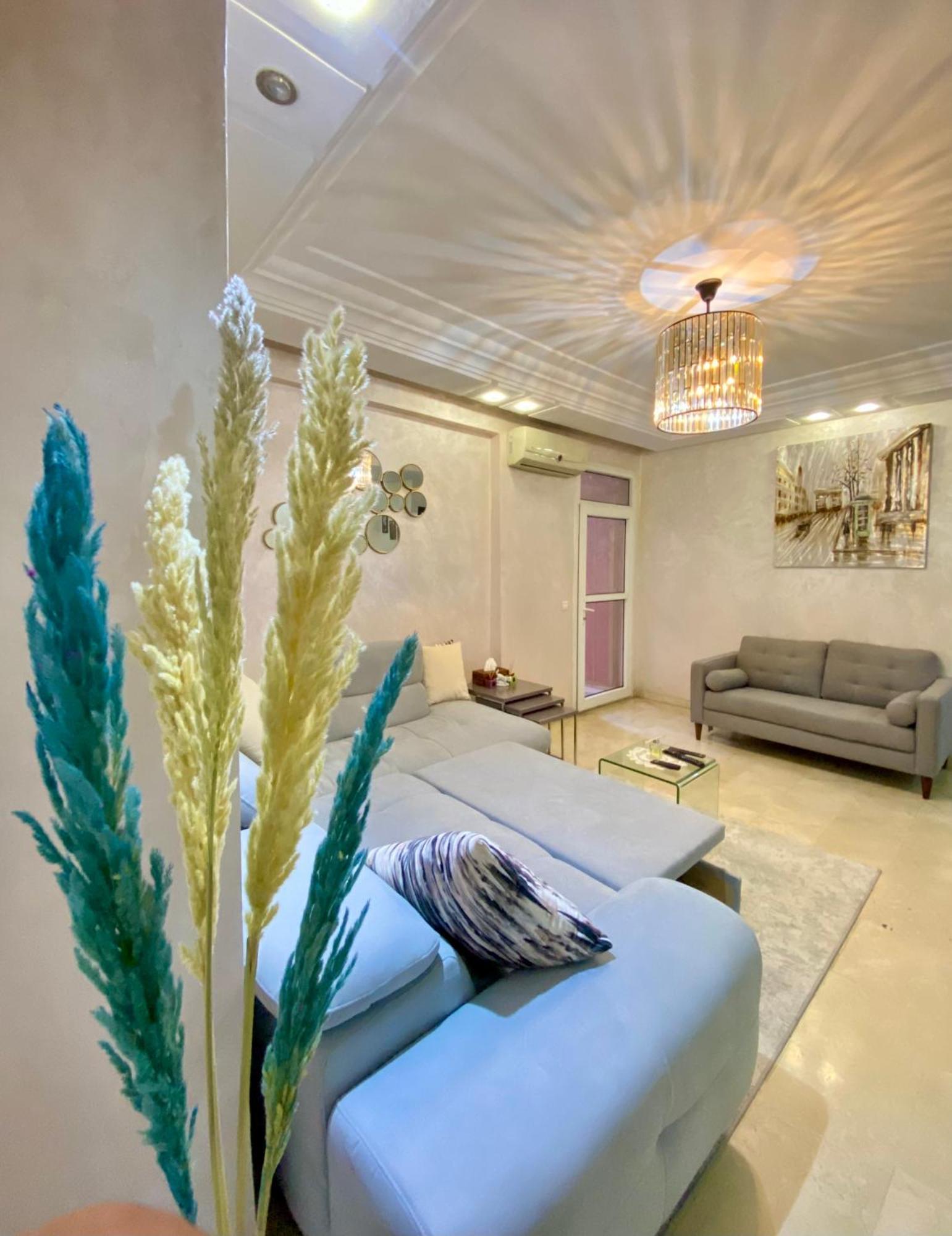 Appartement De Lux Касабланка Экстерьер фото